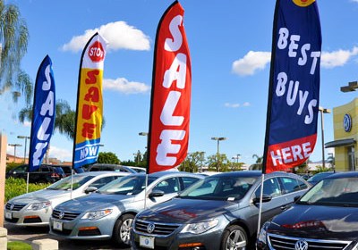 Town Staff Recommends Allowing Fluttering Signs